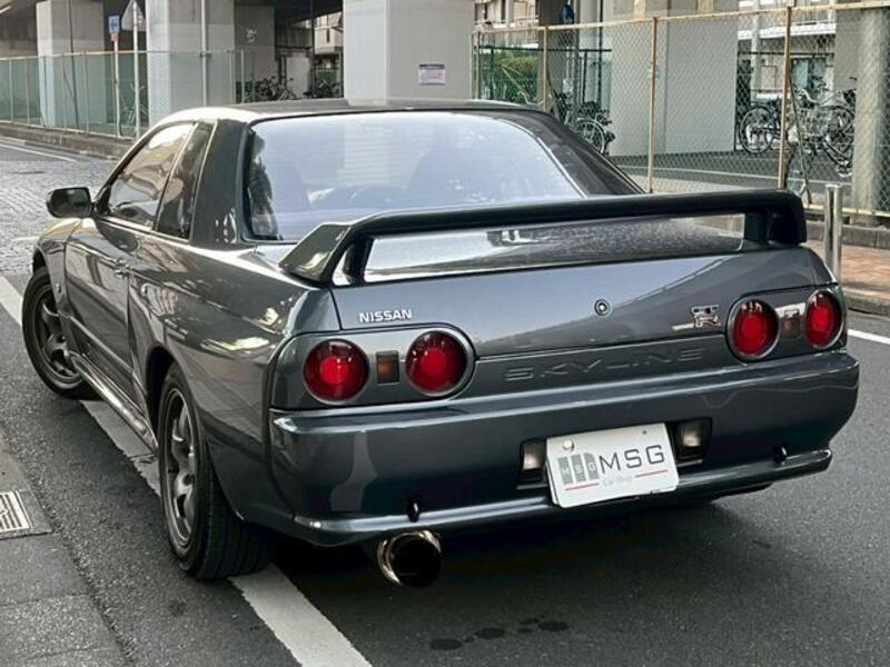 SKYLINE