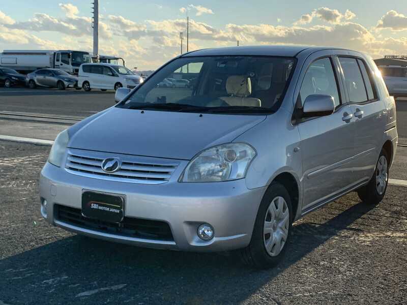 TOYOTA RAUM