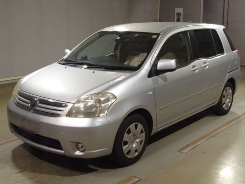 TOYOTA RAUM
