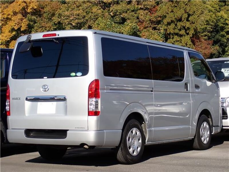 HIACE VAN