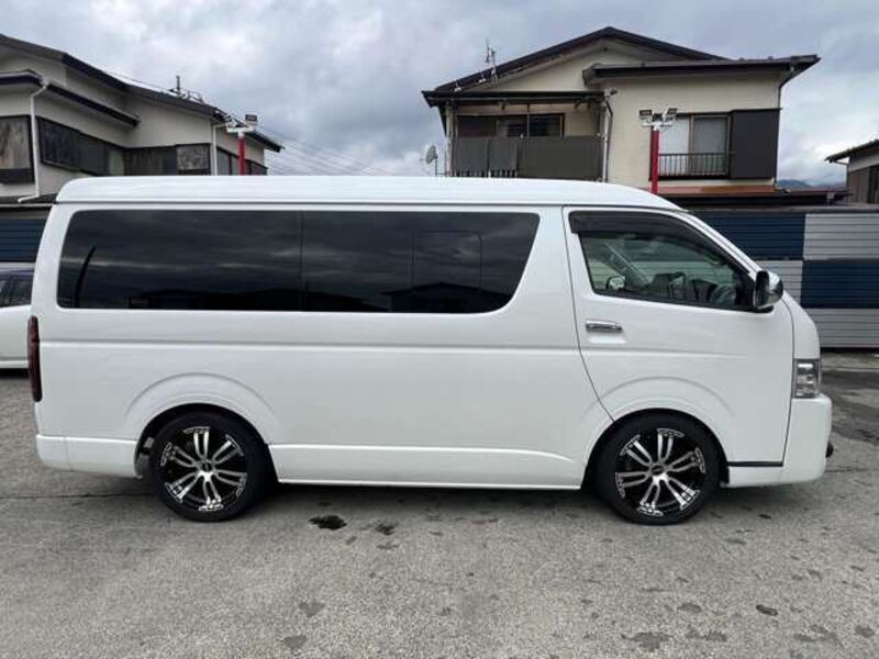 HIACE