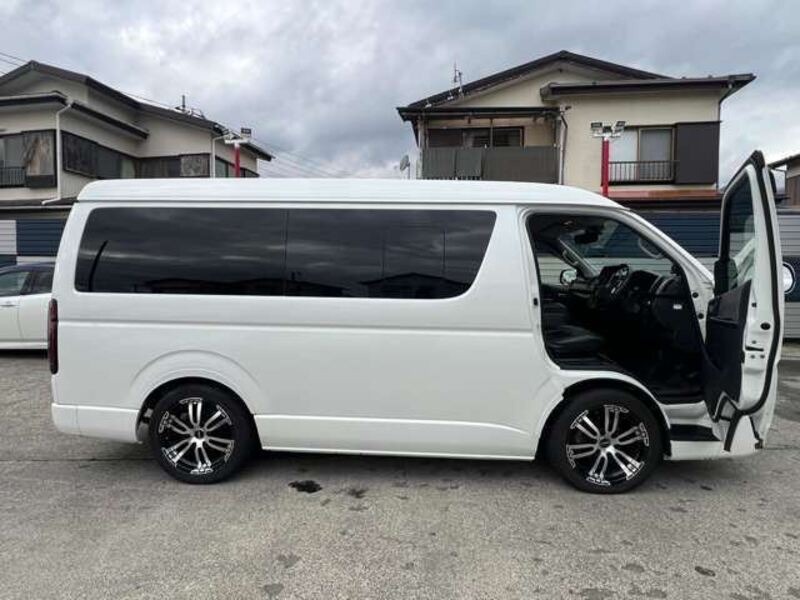 HIACE