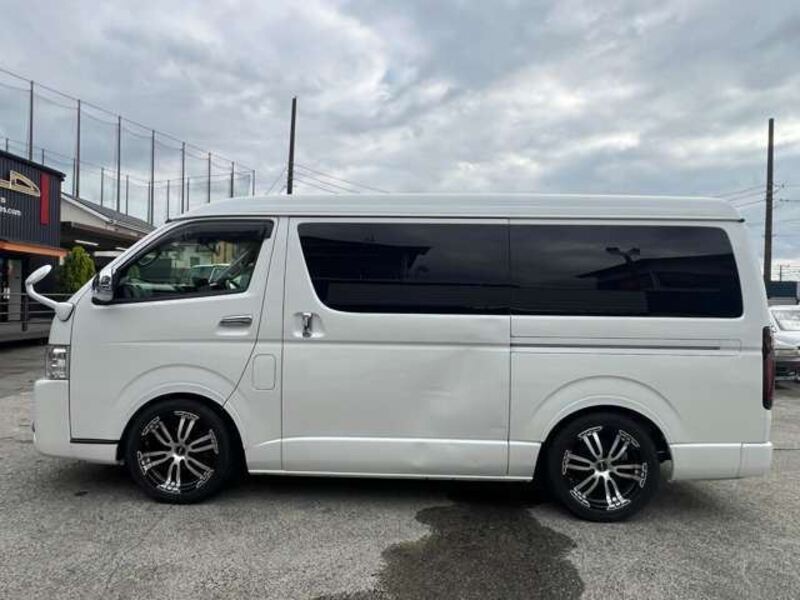 HIACE