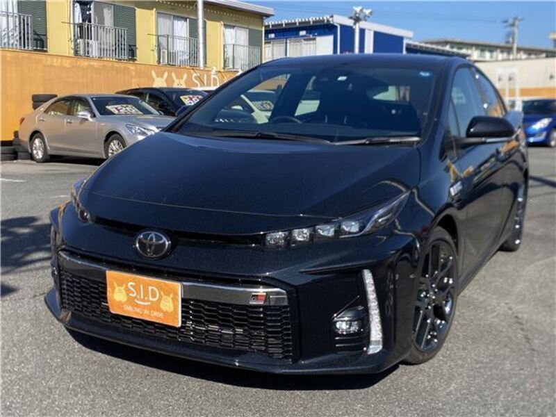 TOYOTA PRIUS PHV