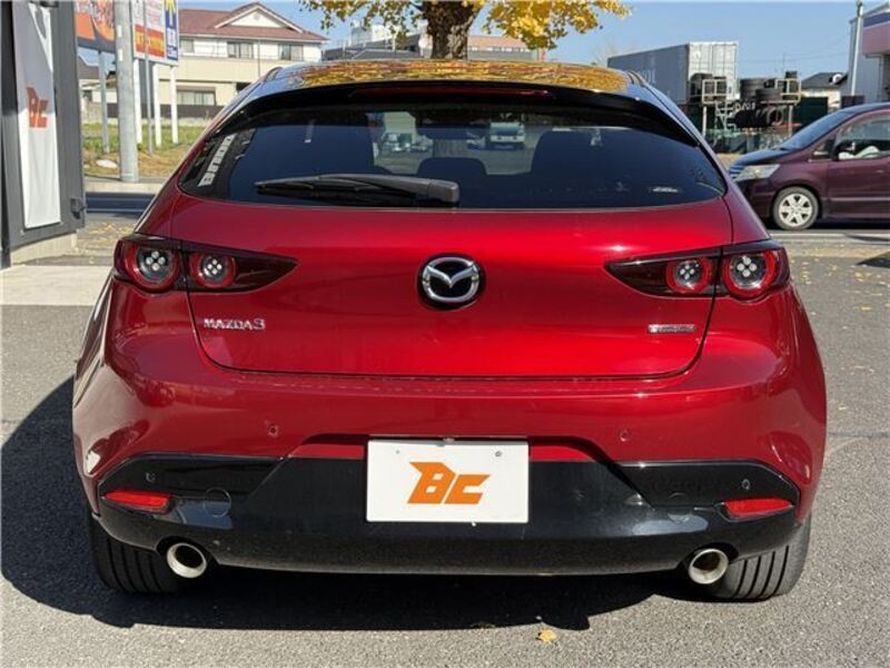 MAZDA3
