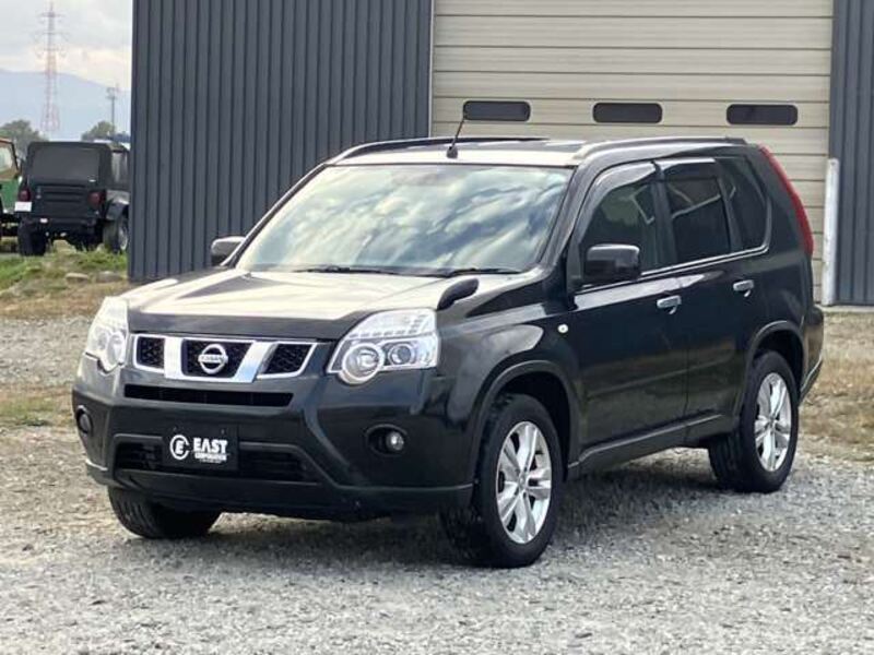 X-TRAIL
