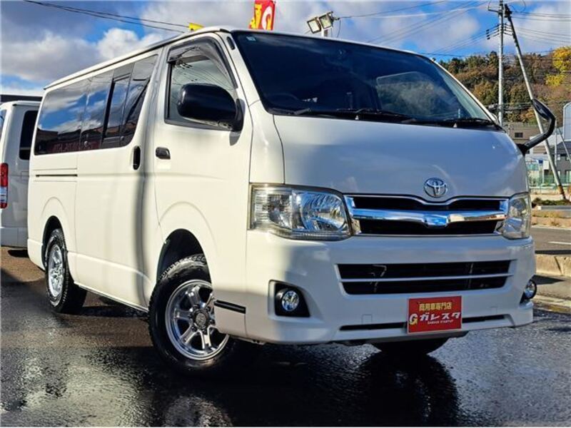 HIACE VAN