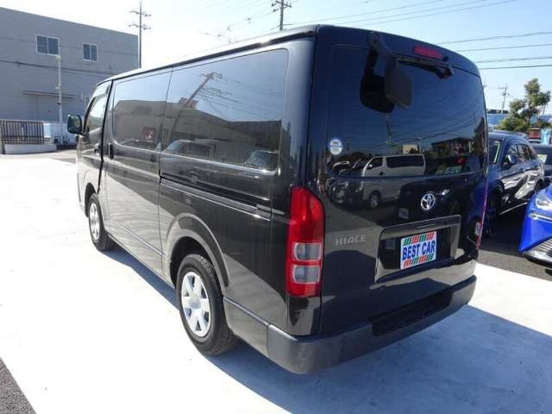 HIACE VAN