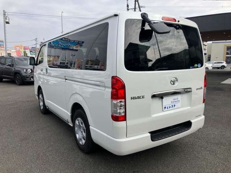HIACE VAN