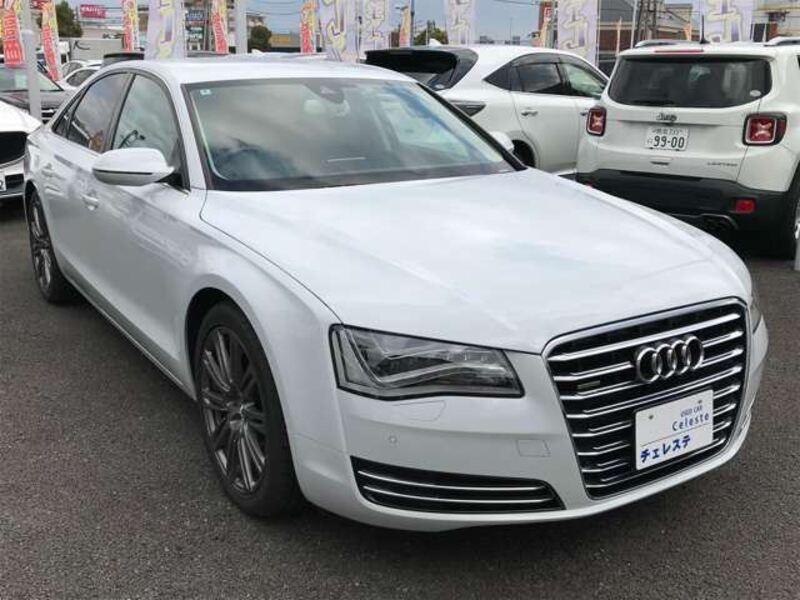 AUDI A8