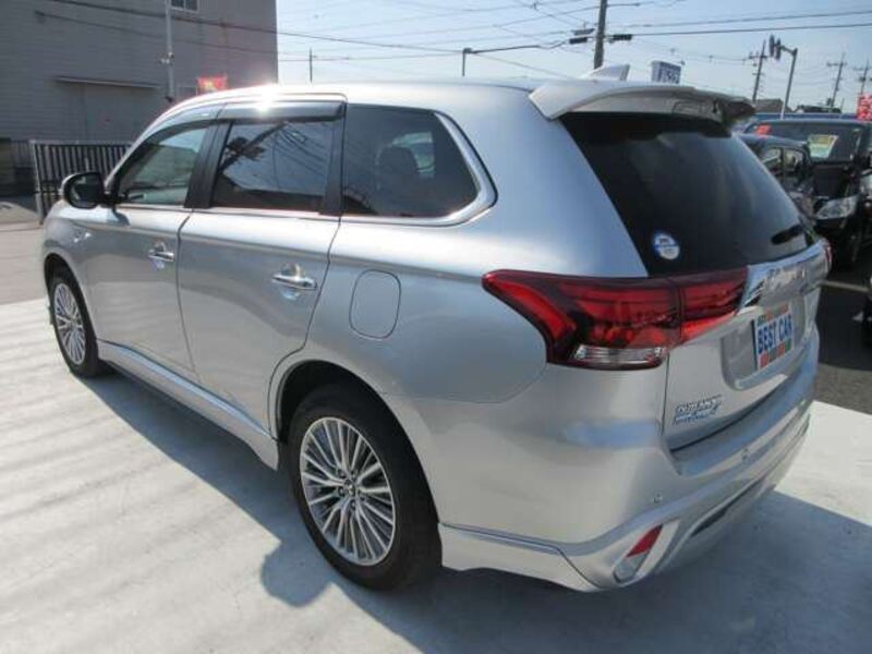 OUTLANDER PHEV