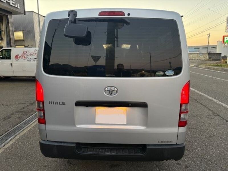 HIACE VAN