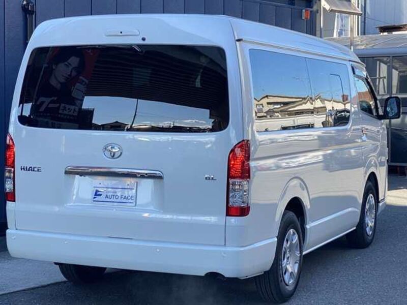 HIACE