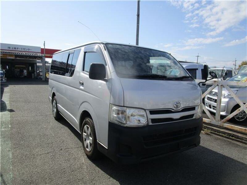 HIACE VAN
