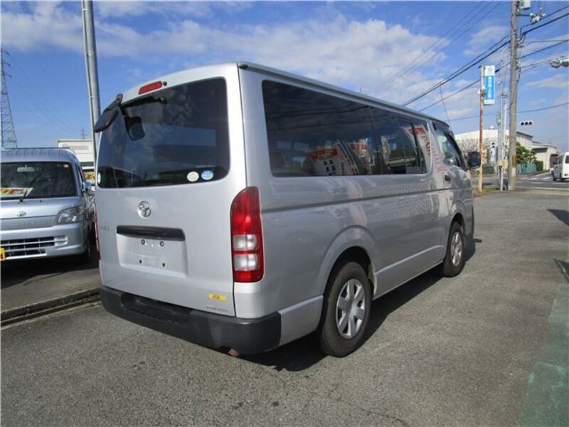 HIACE VAN