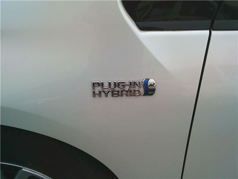 PRIUS PHV