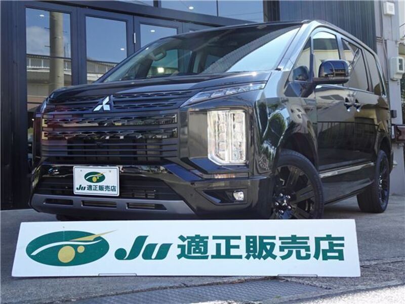 MITSUBISHI DELICA D5