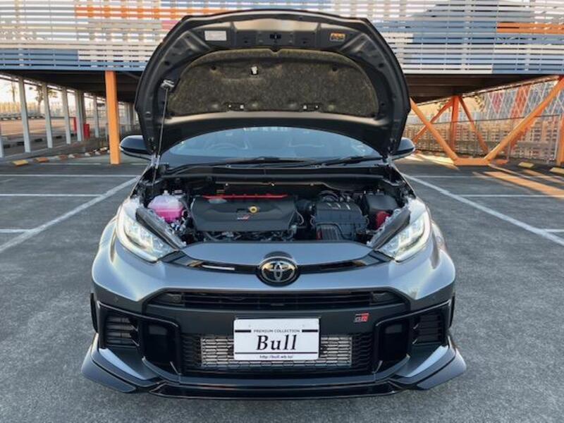 GR YARIS