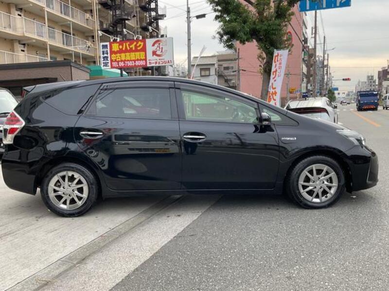 PRIUS ALPHA