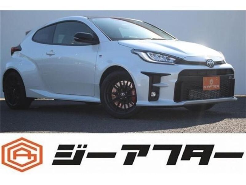 GR YARIS-0