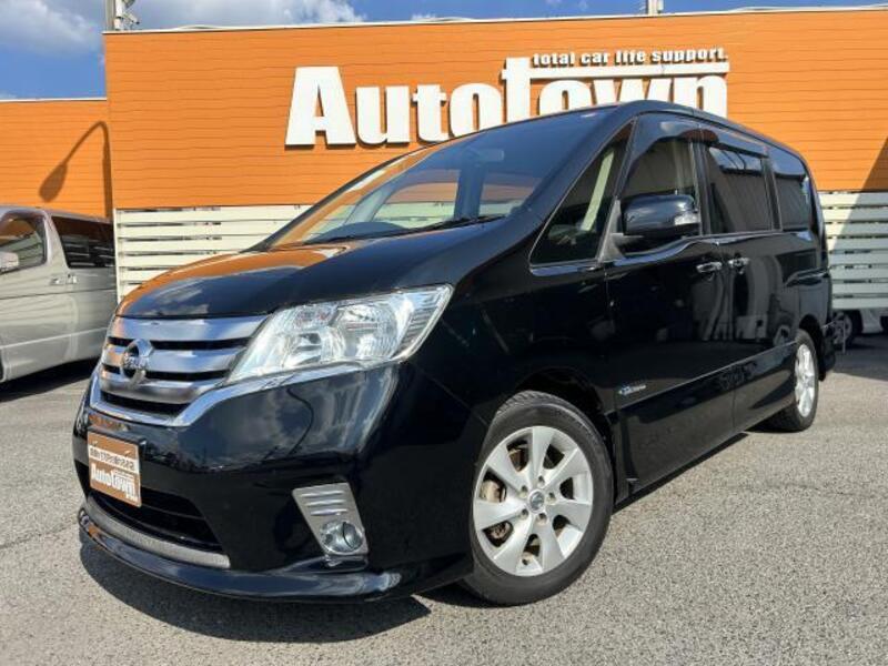 NISSAN SERENA