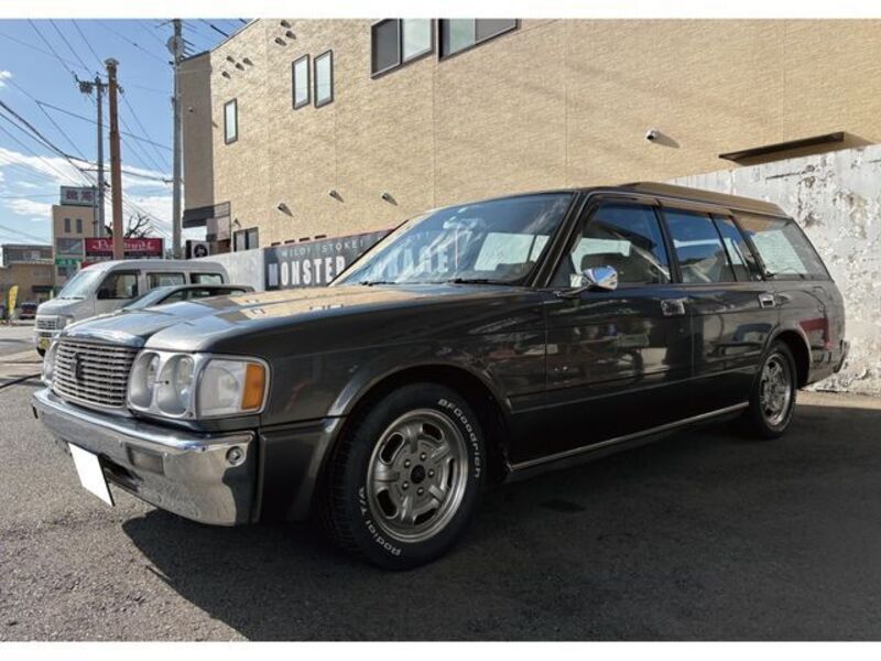 TOYOTA CROWN WAGON