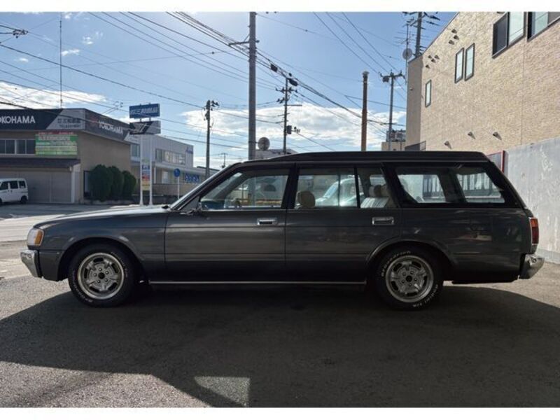 CROWN WAGON
