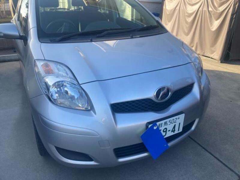 TOYOTA VITZ
