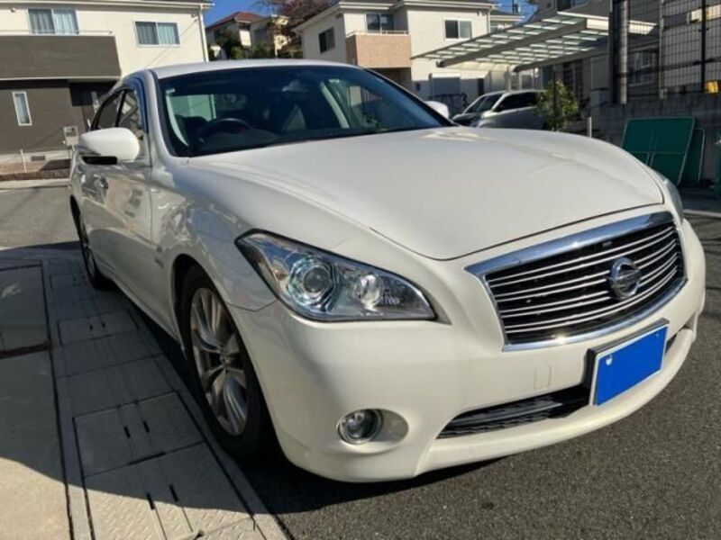 NISSAN FUGA HYBRID