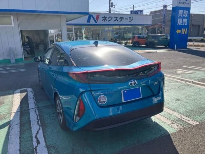 PRIUS PHV