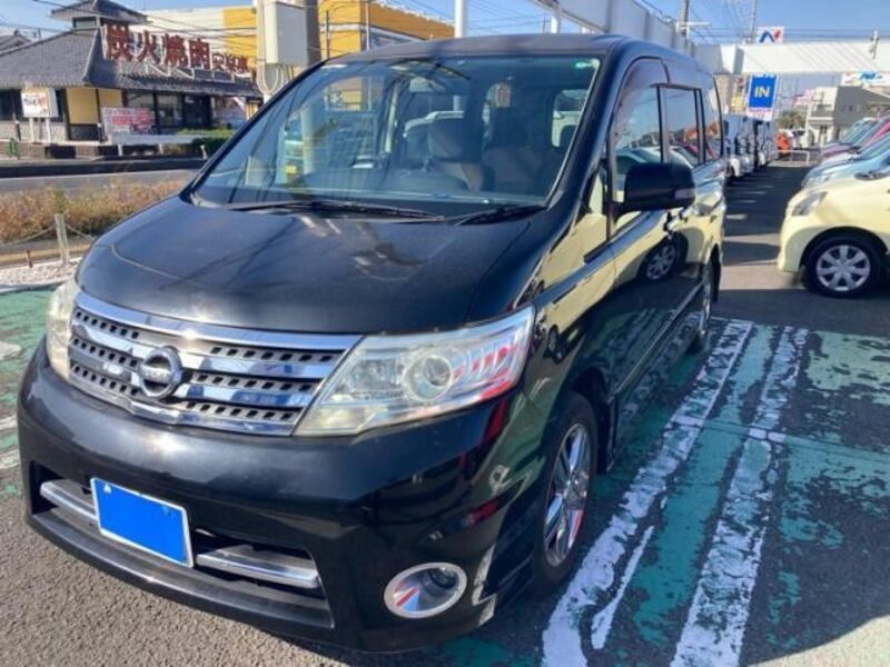 NISSAN SERENA