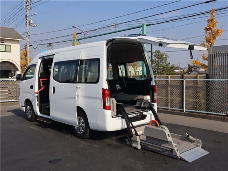 NISSAN NV350 CARAVAN