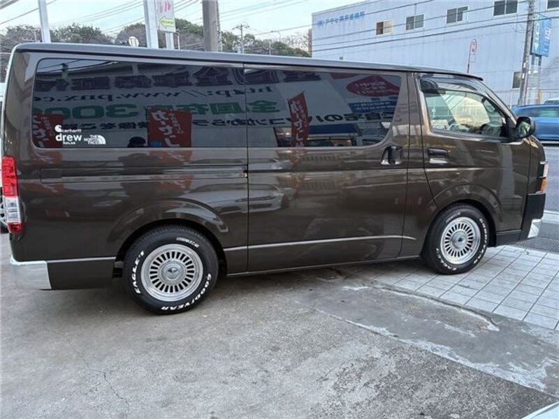 HIACE VAN