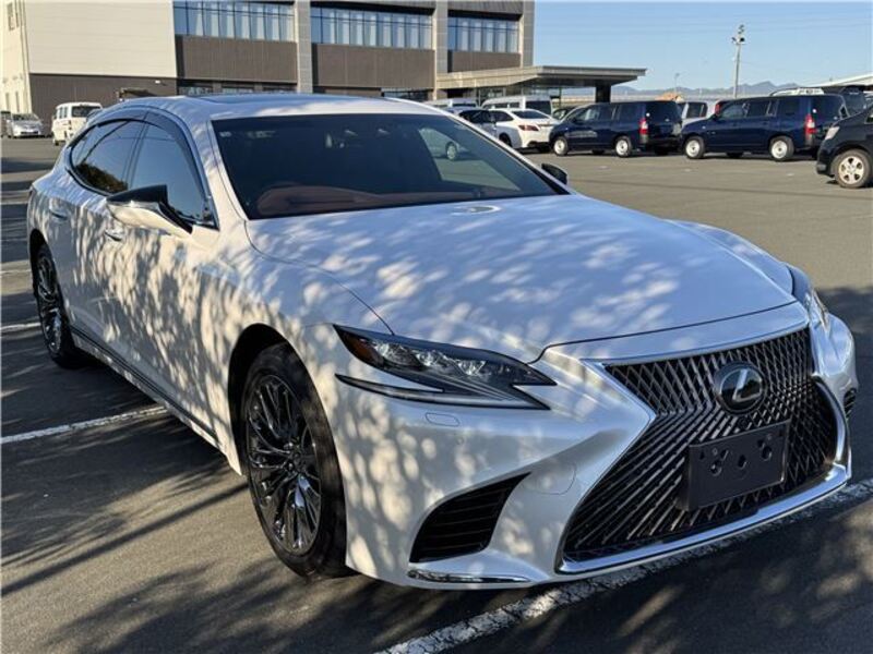 LEXUS LS