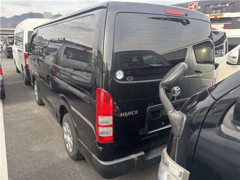 HIACE VAN