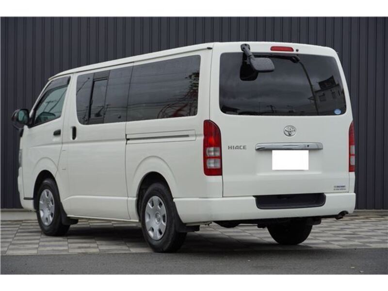 HIACE VAN