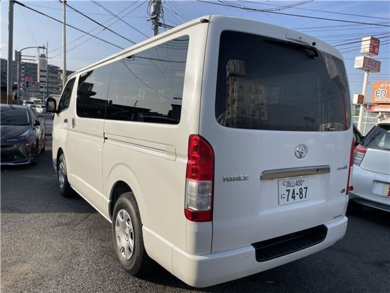 HIACE