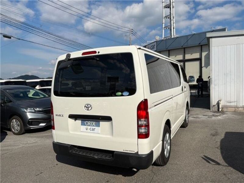 HIACE VAN