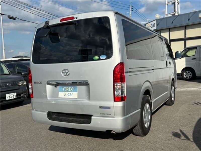 HIACE VAN