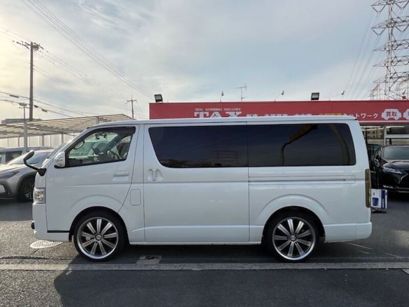 HIACE