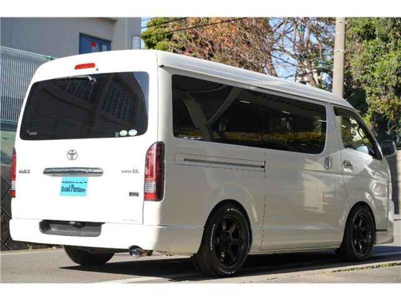 HIACE