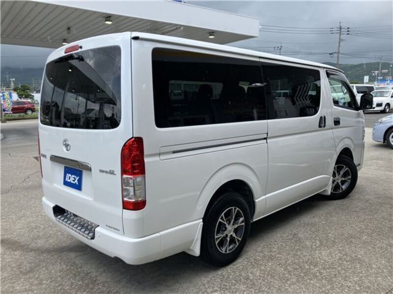 HIACE