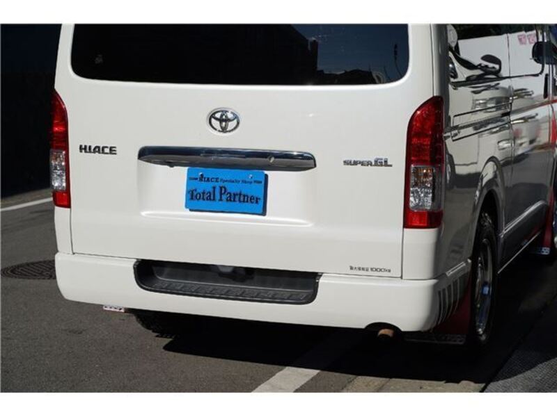 HIACE VAN
