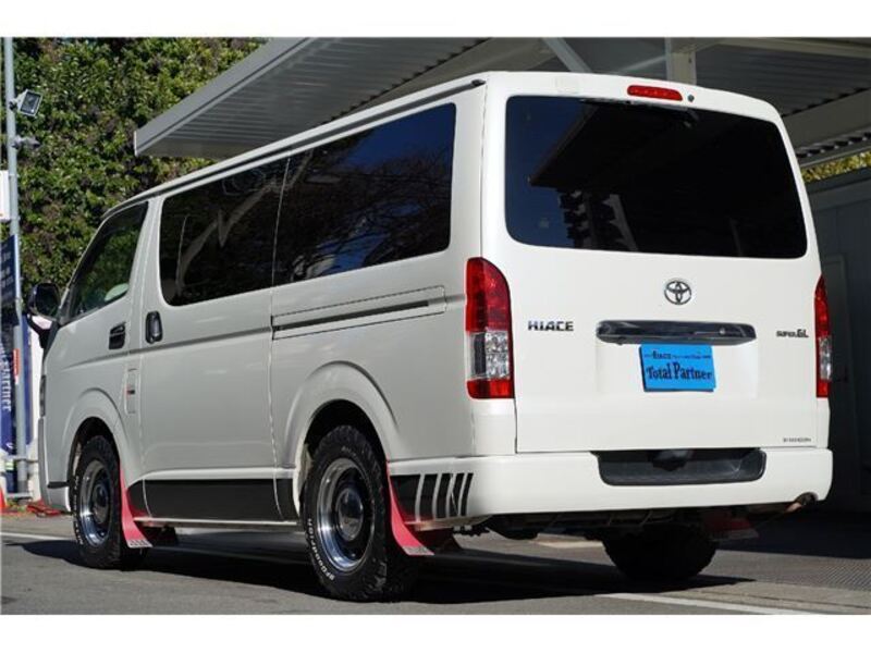 HIACE VAN
