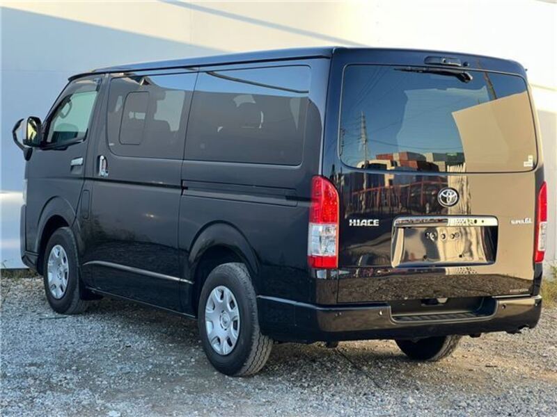 HIACE VAN