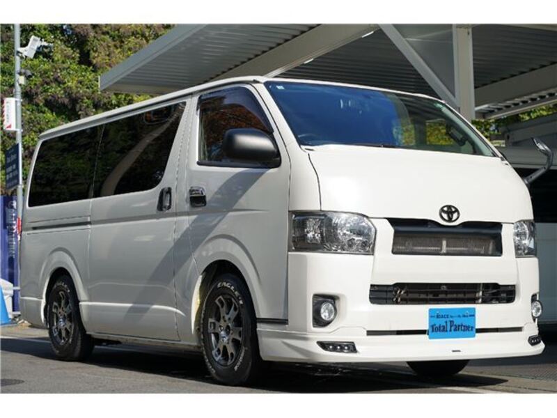 HIACE VAN