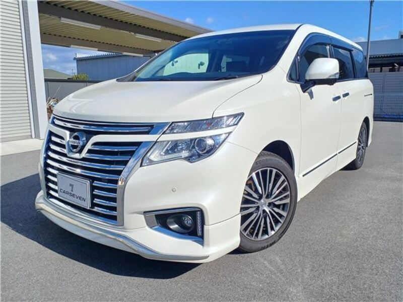 NISSAN ELGRAND