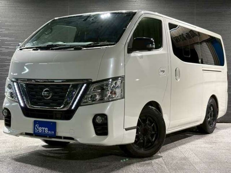 NV350 CARAVAN-0