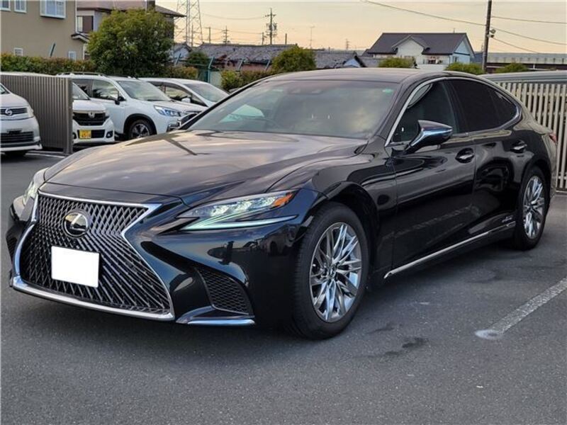 LEXUS LS