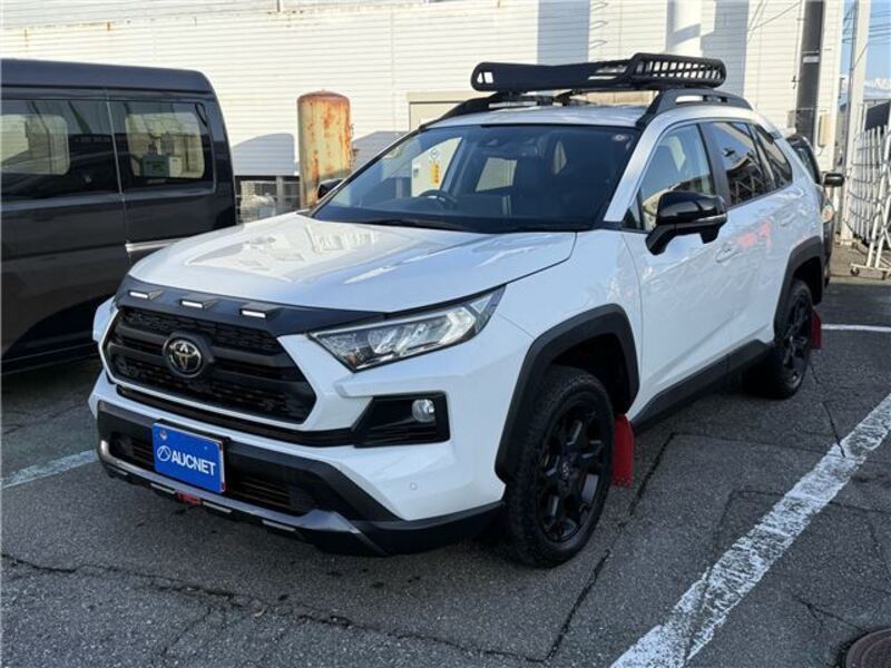 TOYOTA RAV4